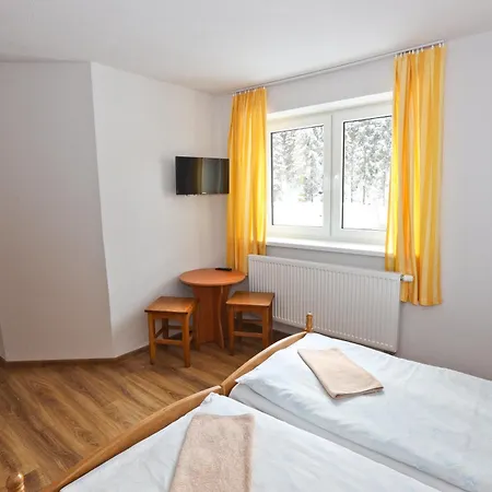 Hruboš Casa de hóspedes 3*